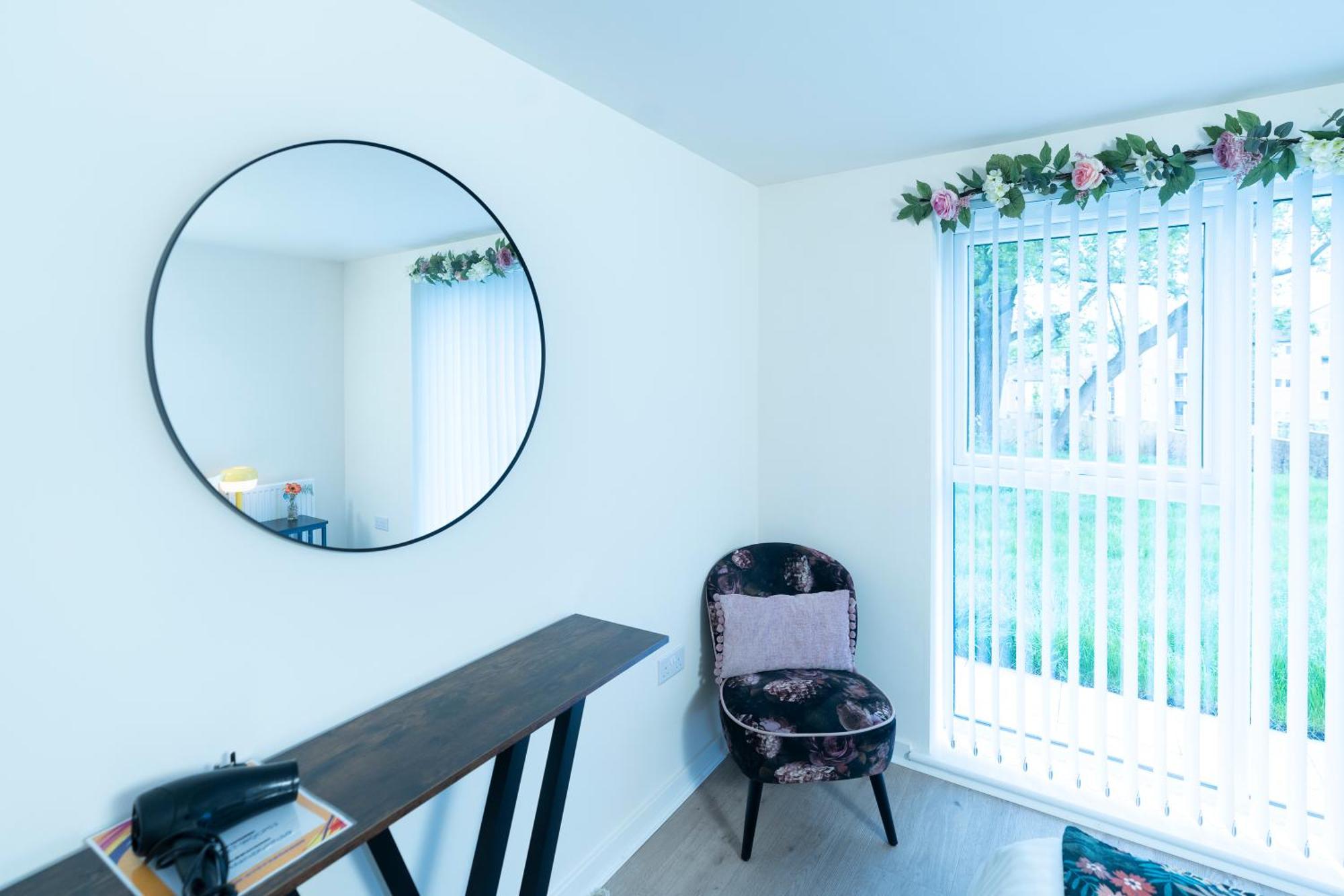 Luxury Ground Floor 2 Bedroom Apartment Free Wifi & Parking Шефилд Екстериор снимка
