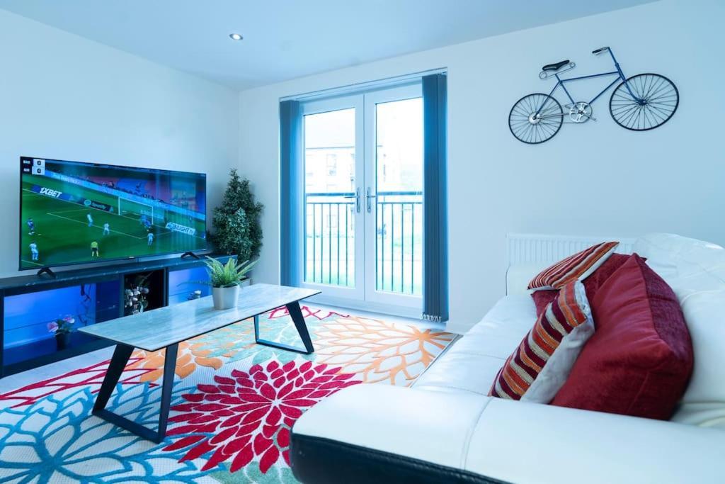Luxury Ground Floor 2 Bedroom Apartment Free Wifi & Parking Шефилд Екстериор снимка
