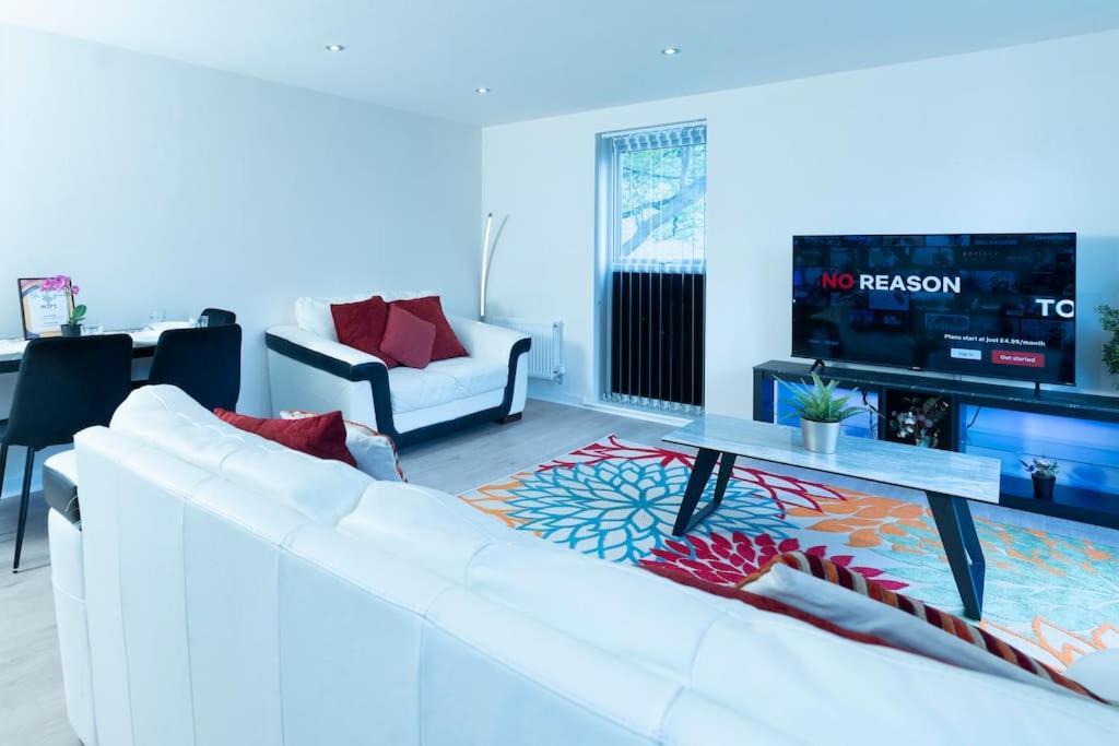Luxury Ground Floor 2 Bedroom Apartment Free Wifi & Parking Шефилд Екстериор снимка